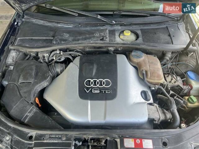 Синий Ауди А6, объемом двигателя 2.5 л и пробегом 340 тыс. км за 4000 $, фото 4 на Automoto.ua