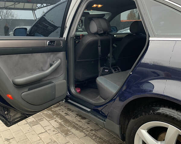 Синій Ауді А6, об'ємом двигуна 2.39 л та пробігом 300 тис. км за 4500 $, фото 11 на Automoto.ua