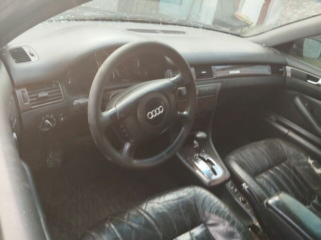 Синий Ауди А6, объемом двигателя 0 л и пробегом 390 тыс. км за 1750 $, фото 6 на Automoto.ua