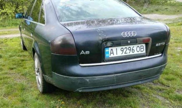 Синий Ауди А6, объемом двигателя 2.5 л и пробегом 420 тыс. км за 2500 $, фото 1 на Automoto.ua