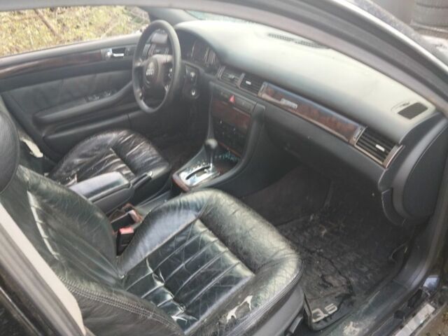 Синий Ауди А6, объемом двигателя 0 л и пробегом 390 тыс. км за 1750 $, фото 4 на Automoto.ua