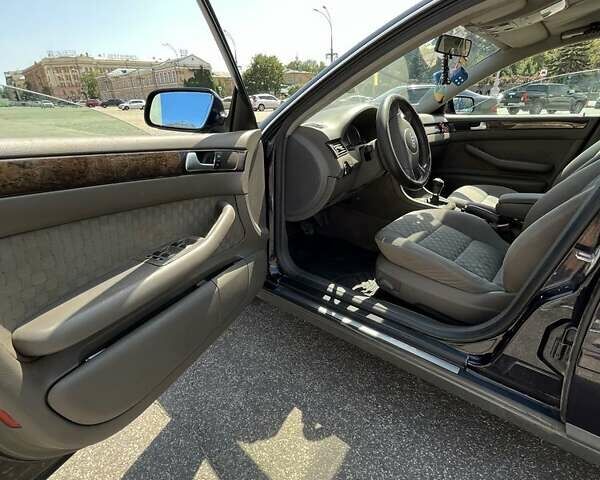 Синій Ауді А6, об'ємом двигуна 2.5 л та пробігом 303 тис. км за 2600 $, фото 8 на Automoto.ua