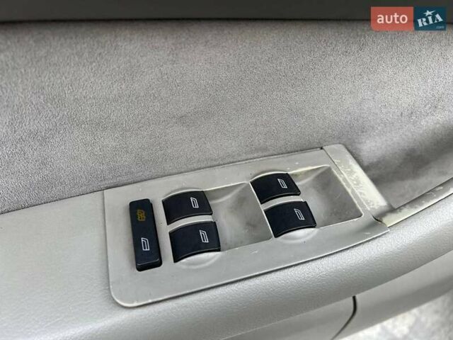 Синий Ауди А6, объемом двигателя 2.5 л и пробегом 261 тыс. км за 5290 $, фото 15 на Automoto.ua