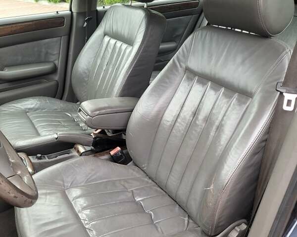 Синий Ауди А6, объемом двигателя 2.5 л и пробегом 296 тыс. км за 4000 $, фото 18 на Automoto.ua