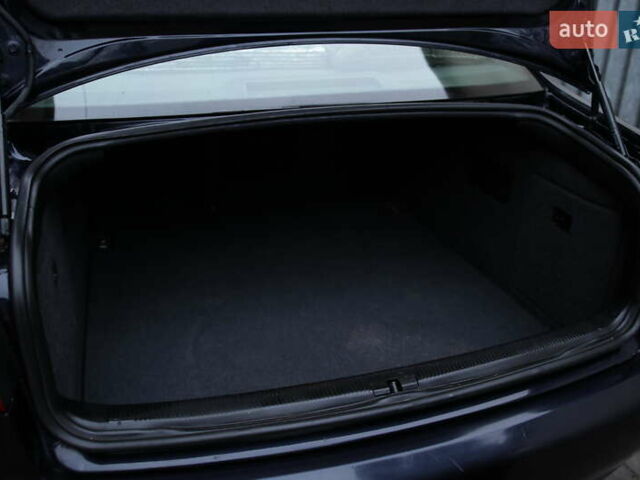 Синий Ауди А6, объемом двигателя 2.5 л и пробегом 240 тыс. км за 4300 $, фото 12 на Automoto.ua