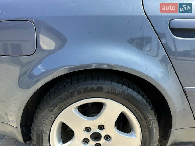 Ауди А6 2002 в Тернополе на Automoto.ua Синий Ауди А6, объемом двигателя 1.9 л и пробегом 375 тыс. км за 5500 $, фото 8 на Automoto.ua