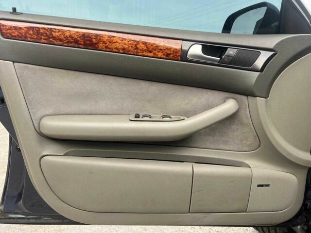 Синий Ауди А6, объемом двигателя 2.5 л и пробегом 261 тыс. км за 5290 $, фото 8 на Automoto.ua