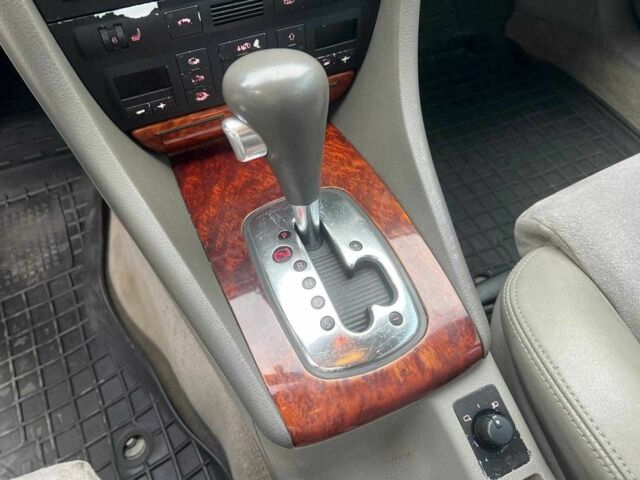 Синий Ауди А6, объемом двигателя 2.5 л и пробегом 261 тыс. км за 5290 $, фото 21 на Automoto.ua