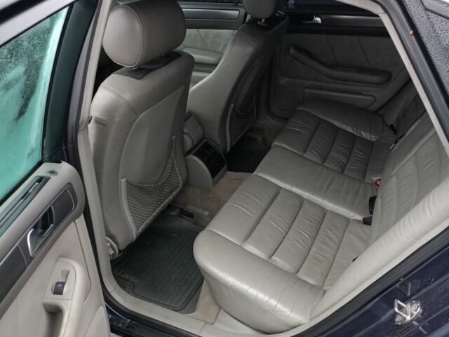 Синій Ауді А6, об'ємом двигуна 2.5 л та пробігом 400 тис. км за 4600 $, фото 6 на Automoto.ua