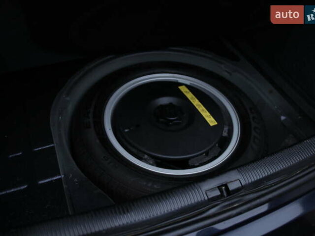 Синий Ауди А6, объемом двигателя 2.5 л и пробегом 240 тыс. км за 4300 $, фото 13 на Automoto.ua