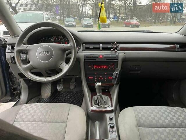 Синий Ауди А6, объемом двигателя 2.5 л и пробегом 390 тыс. км за 5500 $, фото 12 на Automoto.ua