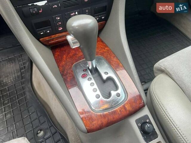 Синий Ауди А6, объемом двигателя 2.5 л и пробегом 261 тыс. км за 5290 $, фото 31 на Automoto.ua