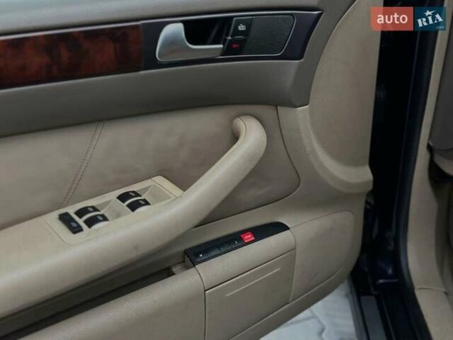 Синий Ауди А6, объемом двигателя 2.5 л и пробегом 366 тыс. км за 5000 $, фото 10 на Automoto.ua