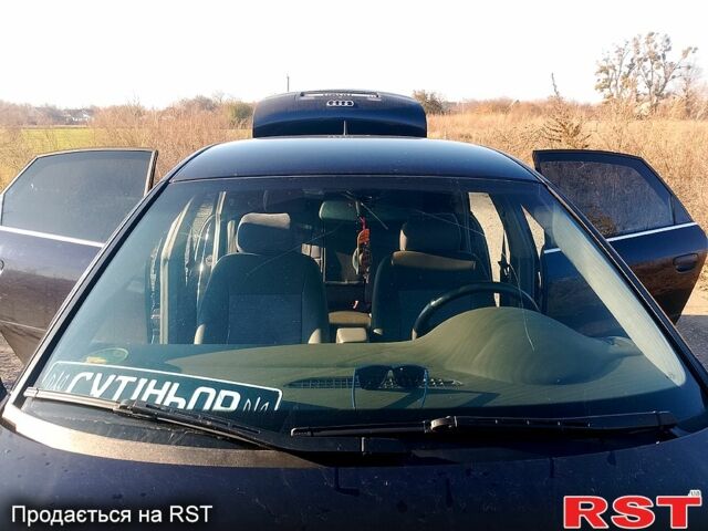 Синий Ауди А6, объемом двигателя 25 л и пробегом 400 тыс. км за 4500 $, фото 6 на Automoto.ua