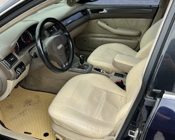 Синий Ауди А6, объемом двигателя 2.39 л и пробегом 373 тыс. км за 3700 $, фото 9 на Automoto.ua