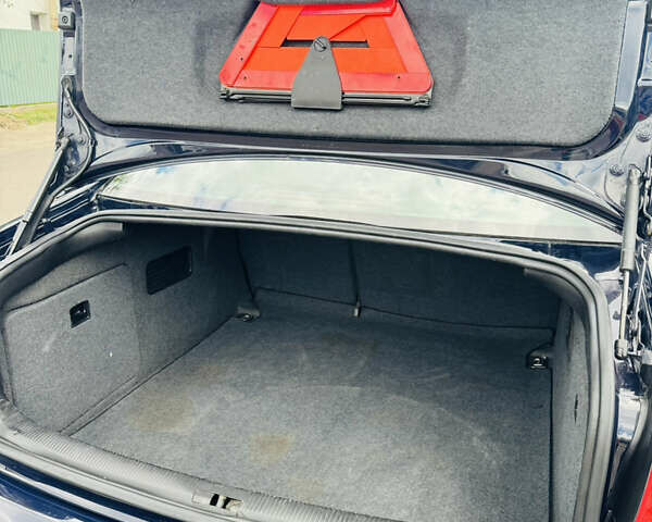 Синий Ауди А6, объемом двигателя 2.5 л и пробегом 389 тыс. км за 4500 $, фото 30 на Automoto.ua