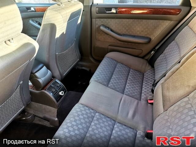 Синий Ауди А6, объемом двигателя 2 л и пробегом 320 тыс. км за 4900 $, фото 5 на Automoto.ua