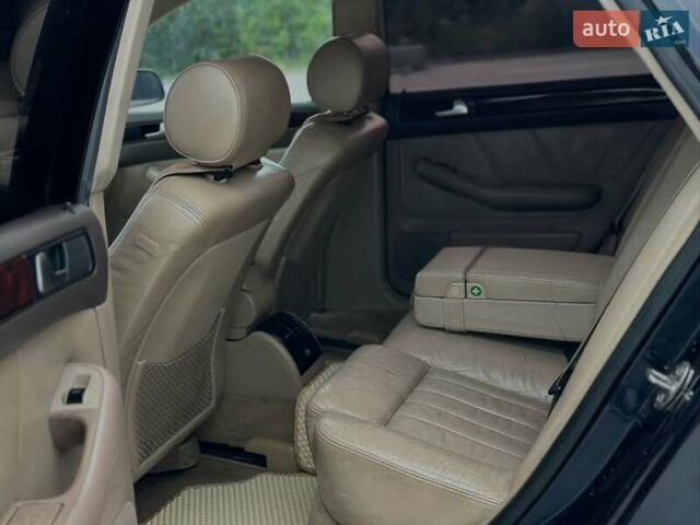 Синий Ауди А6, объемом двигателя 2.5 л и пробегом 366 тыс. км за 5000 $, фото 11 на Automoto.ua