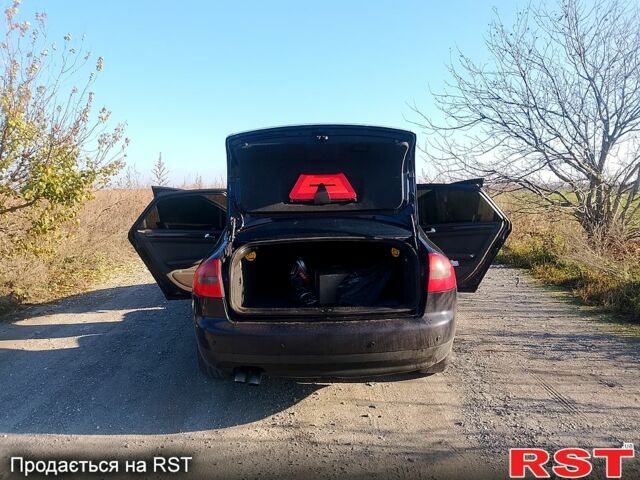 Синий Ауди А6, объемом двигателя 25 л и пробегом 400 тыс. км за 4500 $, фото 3 на Automoto.ua