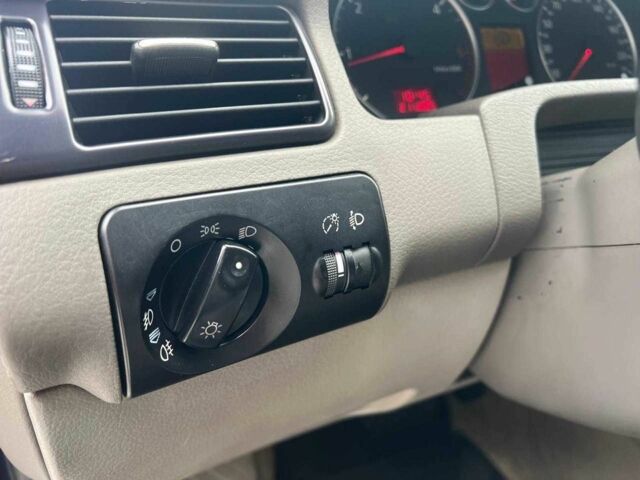 Синий Ауди А6, объемом двигателя 2.5 л и пробегом 261 тыс. км за 5290 $, фото 14 на Automoto.ua