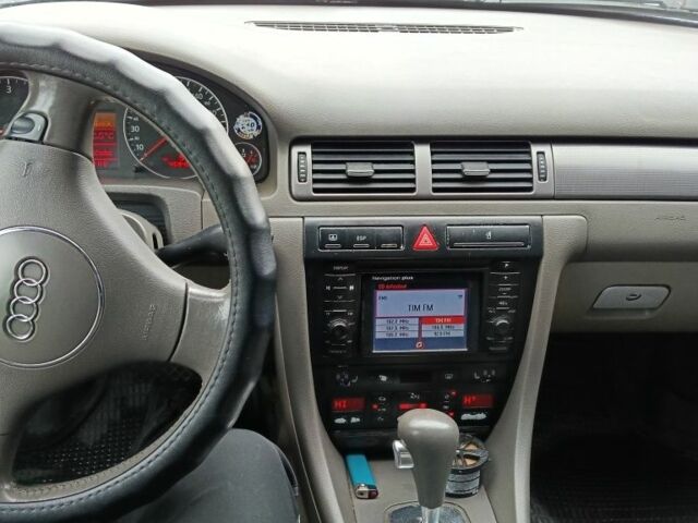 Синий Ауди А6, объемом двигателя 2.5 л и пробегом 400 тыс. км за 3500 $, фото 8 на Automoto.ua