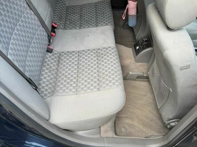 Синий Ауди А6, объемом двигателя 2.5 л и пробегом 338 тыс. км за 1850 $, фото 5 на Automoto.ua