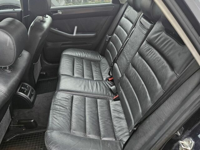 Синий Ауди А6, объемом двигателя 2 л и пробегом 455 тыс. км за 3200 $, фото 7 на Automoto.ua