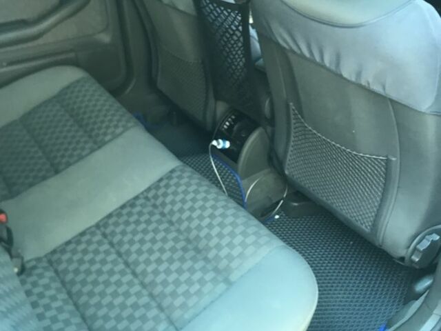 Синій Ауді А6, об'ємом двигуна 2.5 л та пробігом 240 тис. км за 6300 $, фото 5 на Automoto.ua