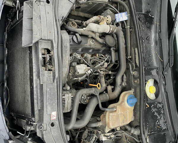 Синий Ауди А6, объемом двигателя 1.9 л и пробегом 424 тыс. км за 6500 $, фото 17 на Automoto.ua