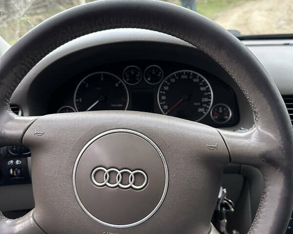 Синий Ауди А6, объемом двигателя 1.9 л и пробегом 339 тыс. км за 4700 $, фото 28 на Automoto.ua