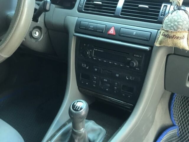 Синій Ауді А6, об'ємом двигуна 2.5 л та пробігом 240 тис. км за 6300 $, фото 15 на Automoto.ua