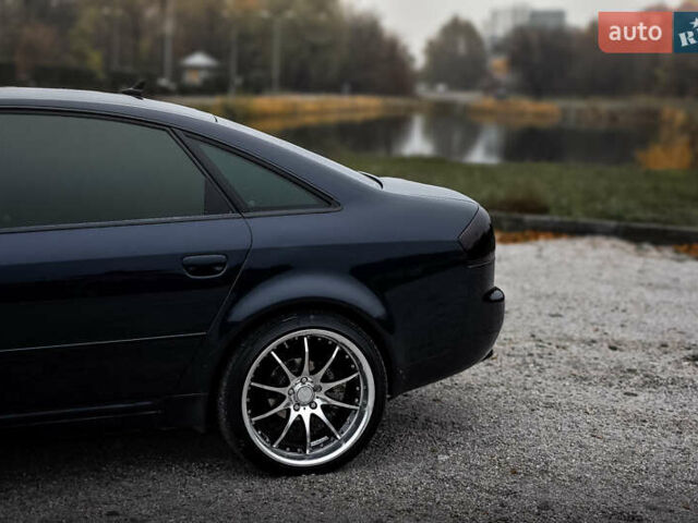 Синий Ауди А6, объемом двигателя 2.4 л и пробегом 246 тыс. км за 6900 $, фото 5 на Automoto.ua