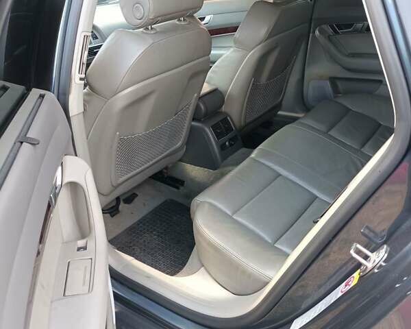 Синий Ауди А6, объемом двигателя 4.2 л и пробегом 250 тыс. км за 8000 $, фото 14 на Automoto.ua