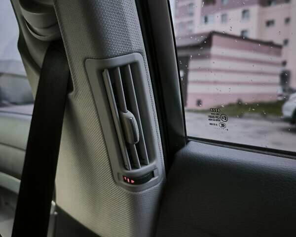 Синій Ауді А6, об'ємом двигуна 3.12 л та пробігом 175 тис. км за 5500 $, фото 23 на Automoto.ua