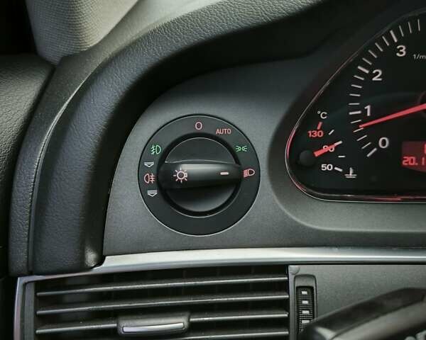Синій Ауді А6, об'ємом двигуна 3.12 л та пробігом 175 тис. км за 5500 $, фото 36 на Automoto.ua