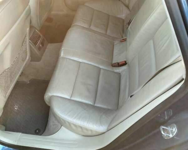 Синий Ауди А6, объемом двигателя 3 л и пробегом 370 тыс. км за 7500 $, фото 4 на Automoto.ua