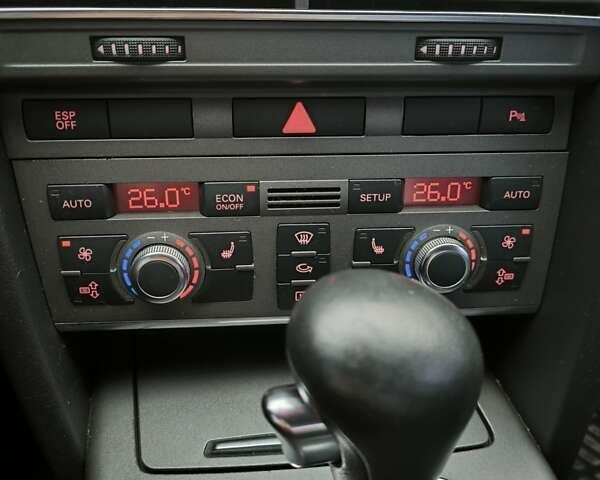 Синій Ауді А6, об'ємом двигуна 3.12 л та пробігом 175 тис. км за 5500 $, фото 34 на Automoto.ua