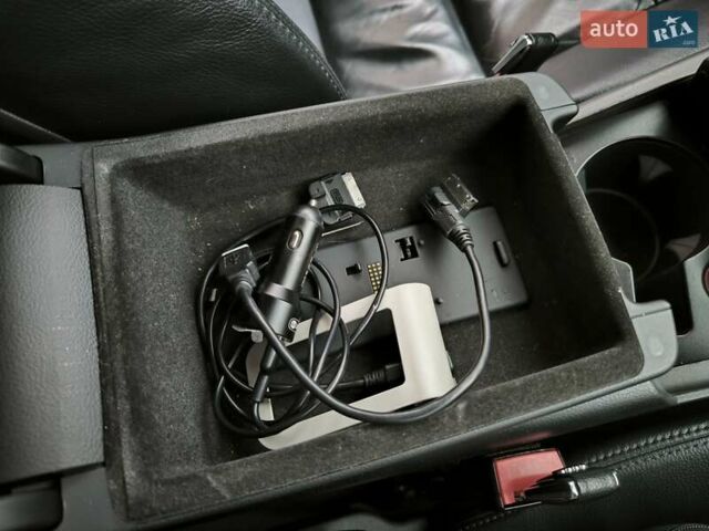 Синій Ауді А6, об'ємом двигуна 3.12 л та пробігом 175 тис. км за 5500 $, фото 47 на Automoto.ua