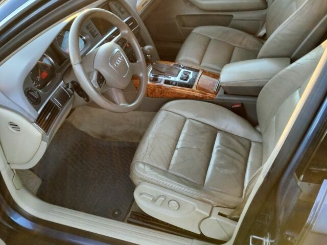 Синий Ауди А6, объемом двигателя 3 л и пробегом 370 тыс. км за 7500 $, фото 4 на Automoto.ua