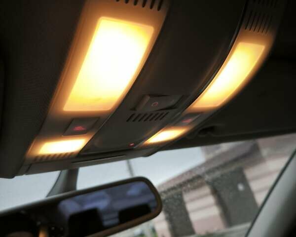 Синій Ауді А6, об'ємом двигуна 3.12 л та пробігом 175 тис. км за 5500 $, фото 38 на Automoto.ua