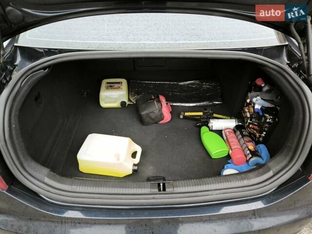 Синій Ауді А6, об'ємом двигуна 3.12 л та пробігом 175 тис. км за 5500 $, фото 12 на Automoto.ua