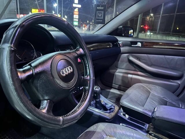 Синий Ауди А6, объемом двигателя 2.5 л и пробегом 366 тыс. км за 2999 $, фото 6 на Automoto.ua