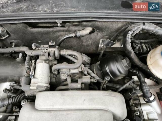 Синій Ауді А6, об'ємом двигуна 3.12 л та пробігом 175 тис. км за 5500 $, фото 10 на Automoto.ua