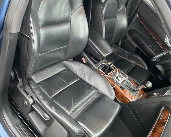 Синий Ауди А6, объемом двигателя 2.39 л и пробегом 232 тыс. км за 6600 $, фото 25 на Automoto.ua