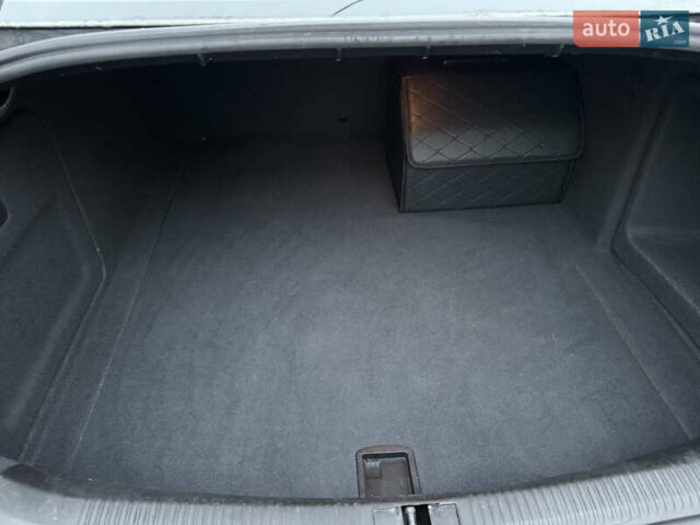 Синий Ауди А6, объемом двигателя 2.4 л и пробегом 379 тыс. км за 5300 $, фото 16 на Automoto.ua