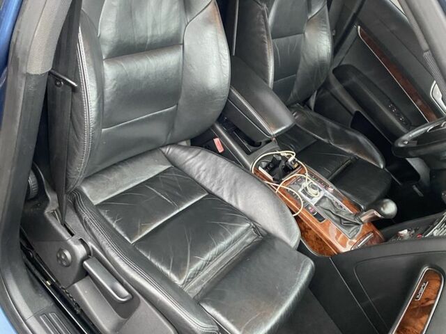 Синій Ауді А6, об'ємом двигуна 2.4 л та пробігом 230 тис. км за 6600 $, фото 22 на Automoto.ua