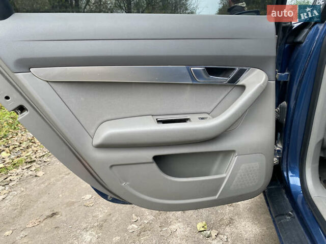 Синій Ауді А6, об'ємом двигуна 3 л та пробігом 300 тис. км за 3850 $, фото 24 на Automoto.ua