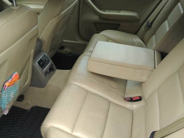 Ауді А6 2005 у Києві на Automoto.ua Синій Ауді А6, об'ємом двигуна 3.2 л та пробігом 395 тис. км за 4400 $, фото 2 на Automoto.ua