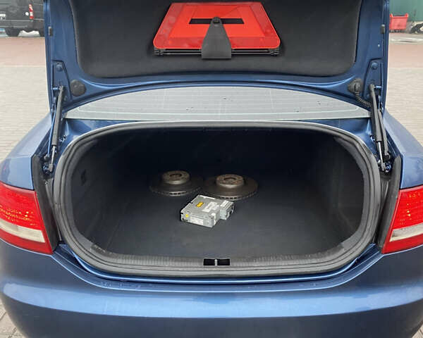 Синий Ауди А6, объемом двигателя 2.39 л и пробегом 232 тыс. км за 6600 $, фото 28 на Automoto.ua