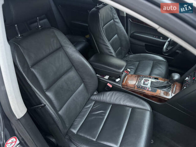 Синий Ауди А6, объемом двигателя 2.4 л и пробегом 379 тыс. км за 5300 $, фото 8 на Automoto.ua